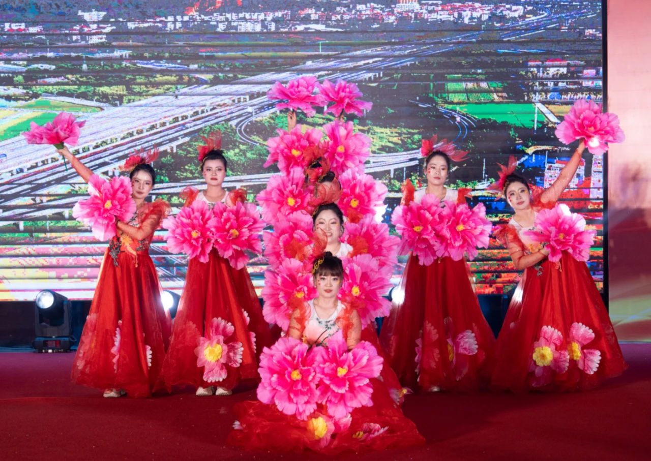 1746600236998846.jpg 5d15d4dfffda4647e46331ef4229f0ca.jpg